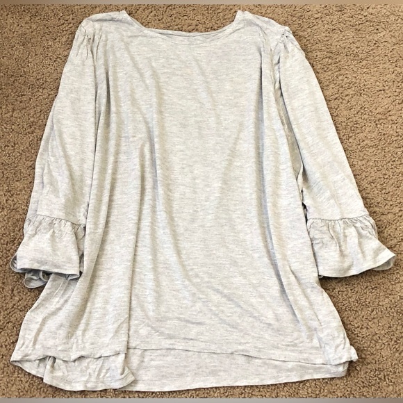 LOFT Bell Sleeve 3/4 Sleeve Gray Shirt, Size XL - Picture 2 of 6
